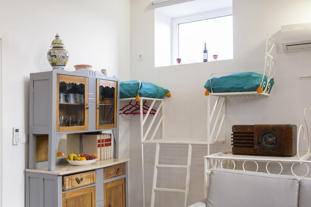 Joivy Alfama 35 Apartments Лиссабон Экстерьер фото