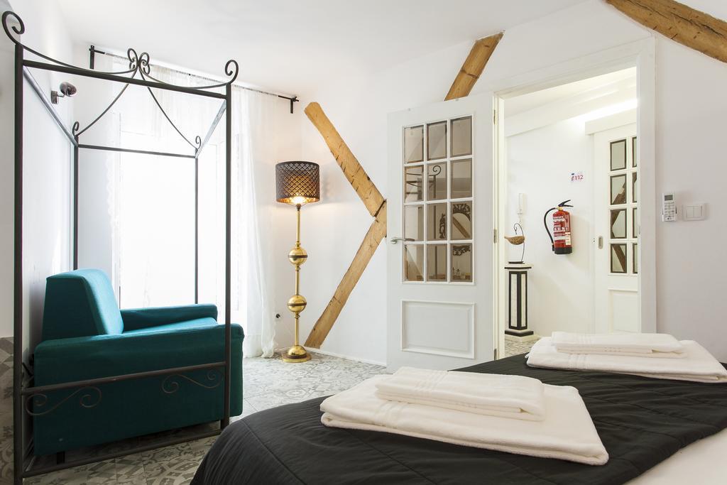 Joivy Alfama 35 Apartments Лиссабон Экстерьер фото